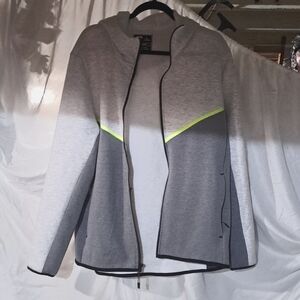 Nwot Russell fusion knit  med gray jacket